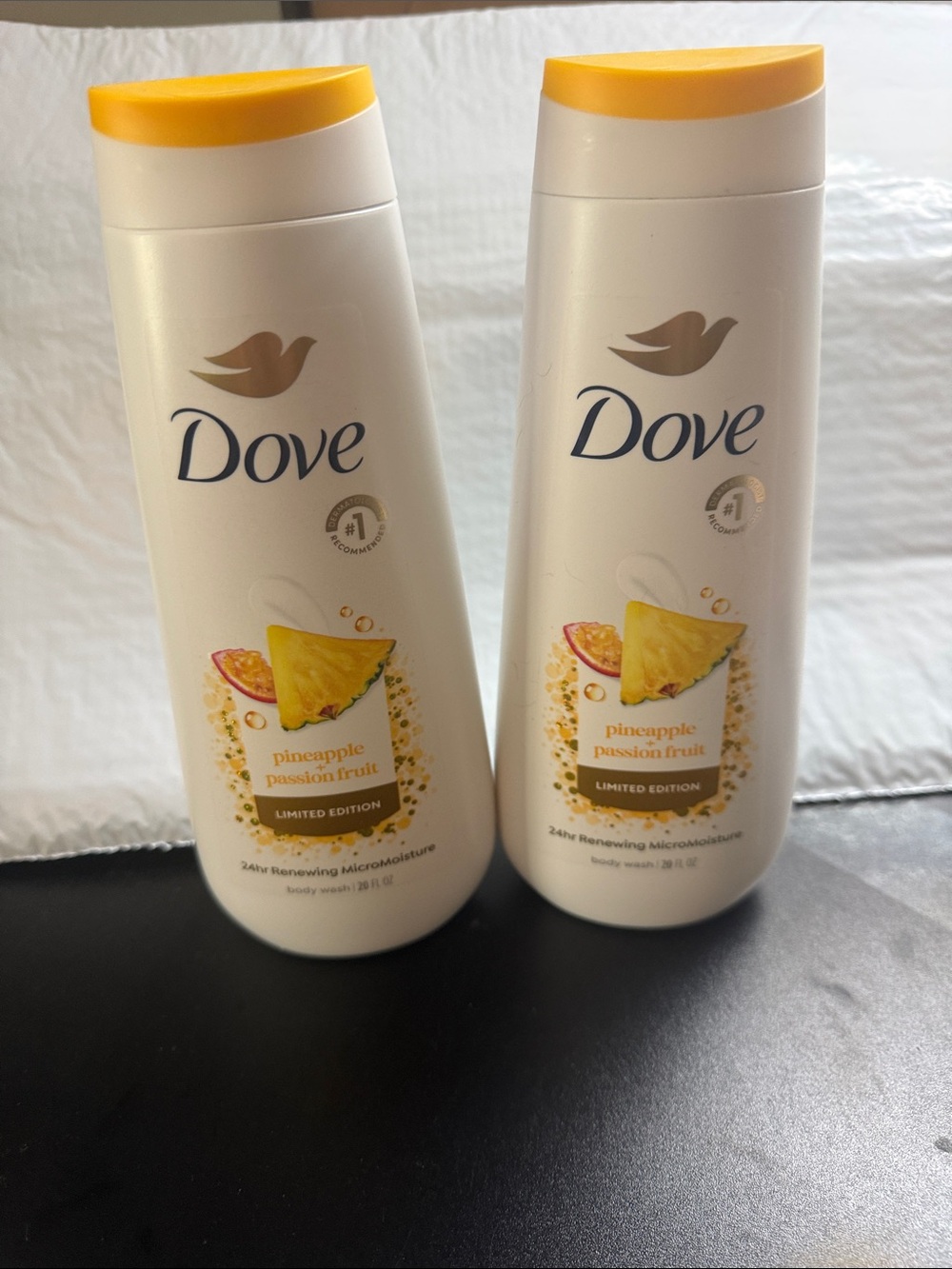 Dove Pineapple Passion Fruit Body Wash — 2pack 20oz each
